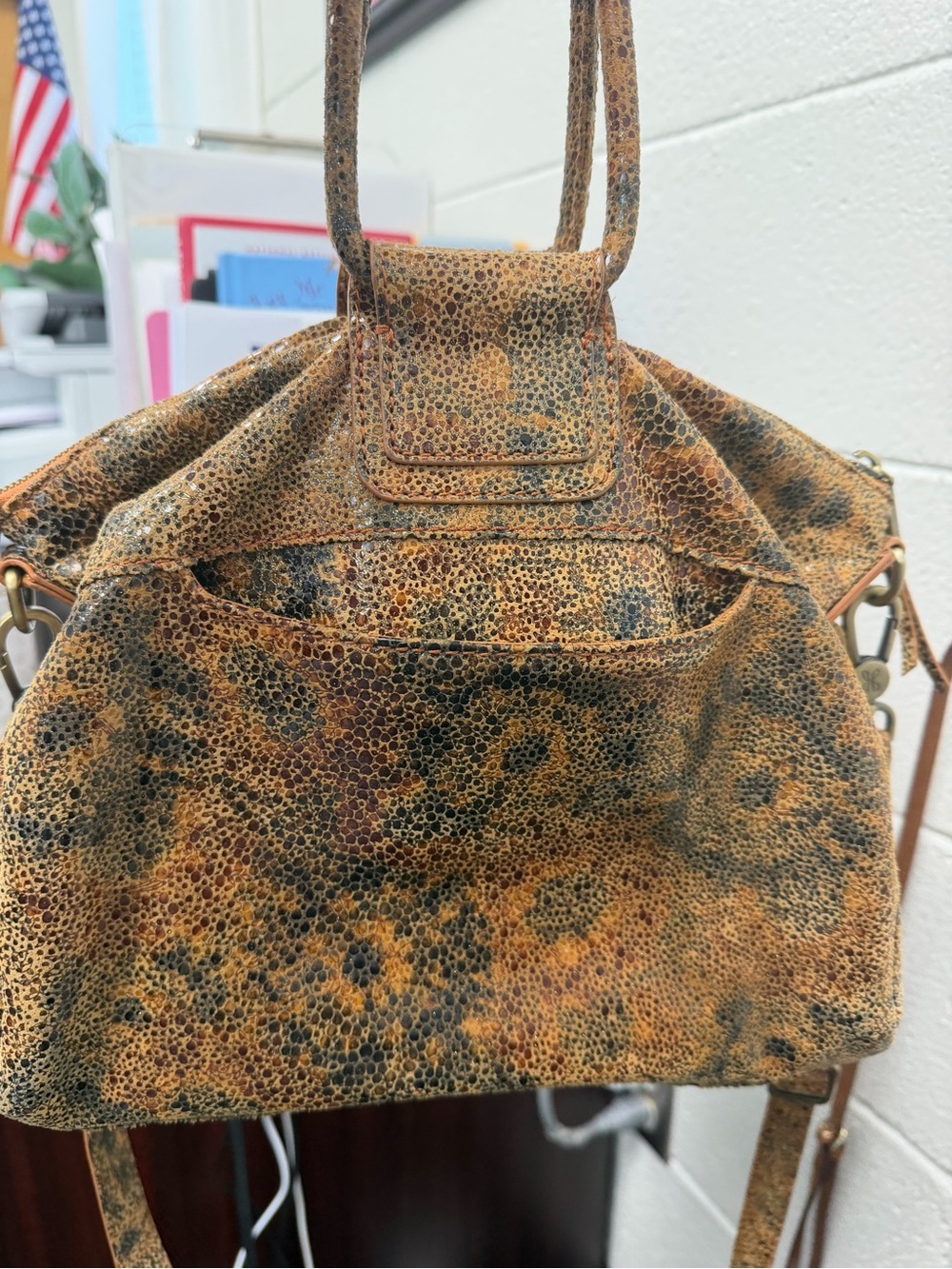 HOBO Speckled Tan and Black Leather Satchel with Detachable Strap - Picture 5 of 6